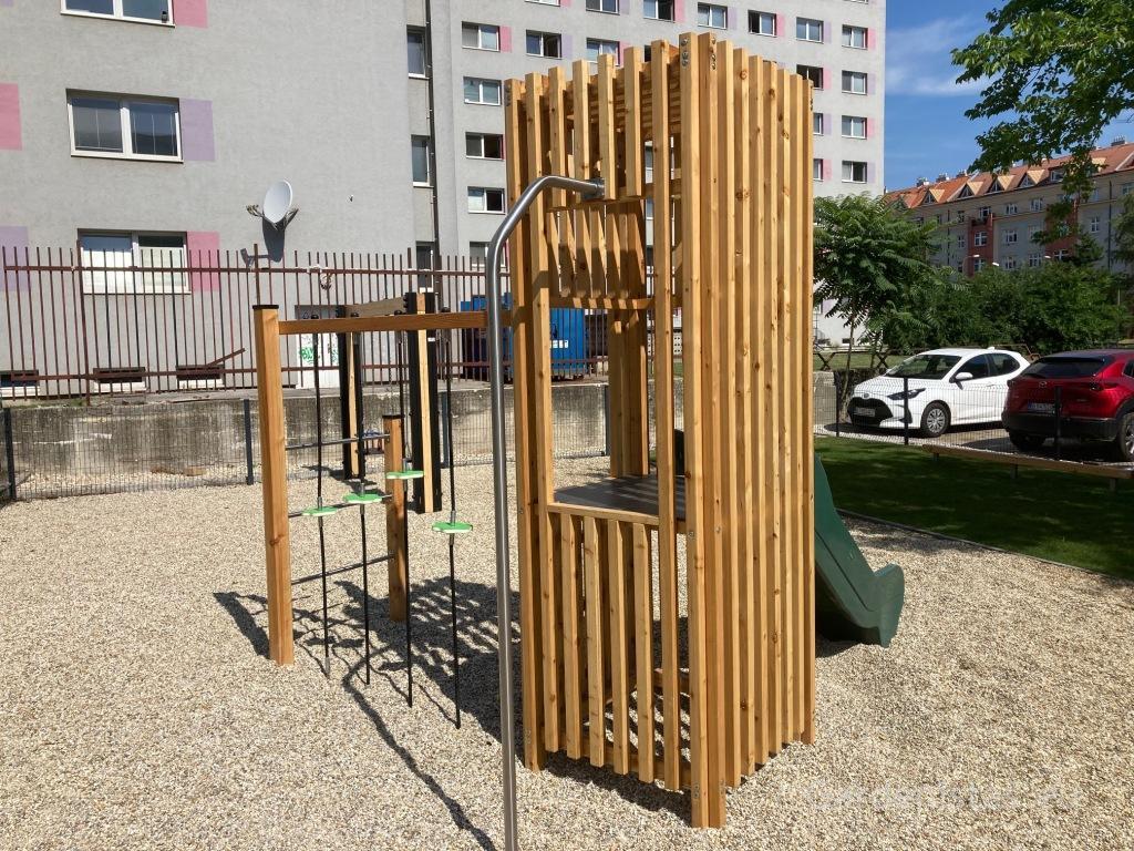 Mänguväljak REDO Mänguväljakud 3-12 a. 5 Mänguväljak REDO Mänguväljakud 3-12 a. Gardenistas.eu 5