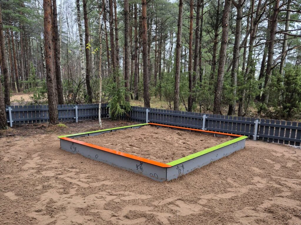 Liivakast (Saaremaa)