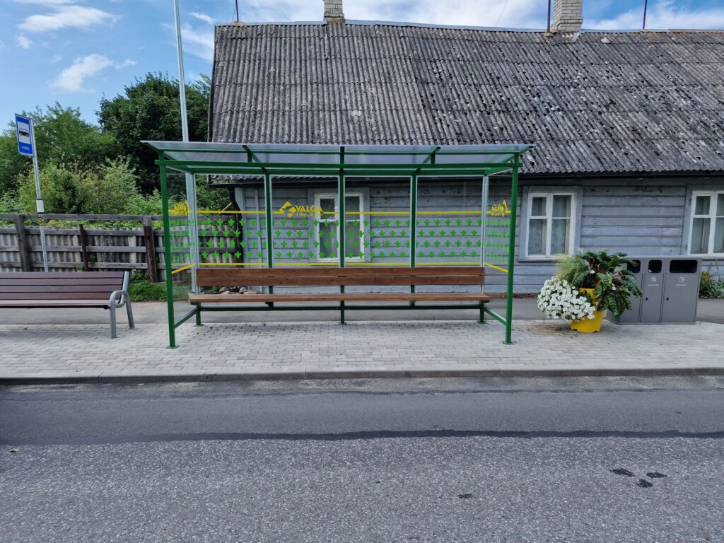 Bussiootepaviljon Saile I 420x249 cm